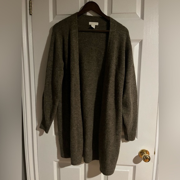 H&M cardigan - Picture 2 of 3